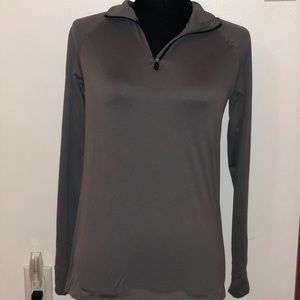 Under Armour top